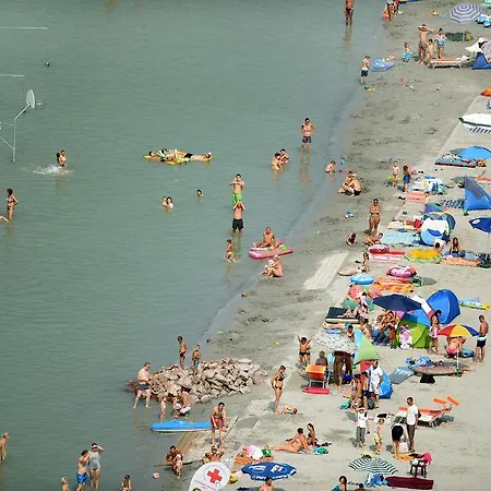 Apartmán Lellei Vizparti Homokos Strandnal