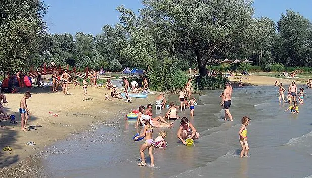 Lellei Vízparti Homokos Strandnál Apartamento